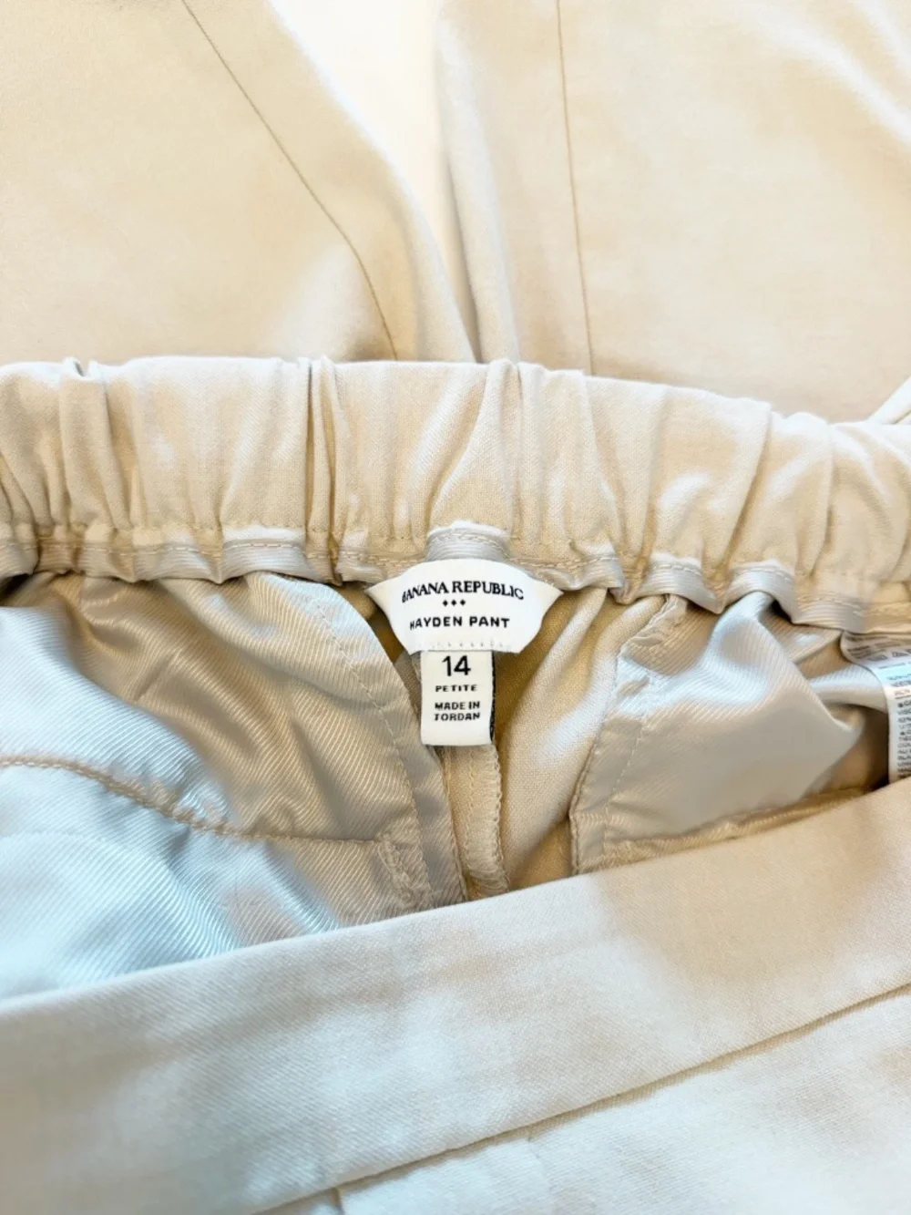 Banana Republic Hayden Pull-On Pants Size 14 Petite Cream